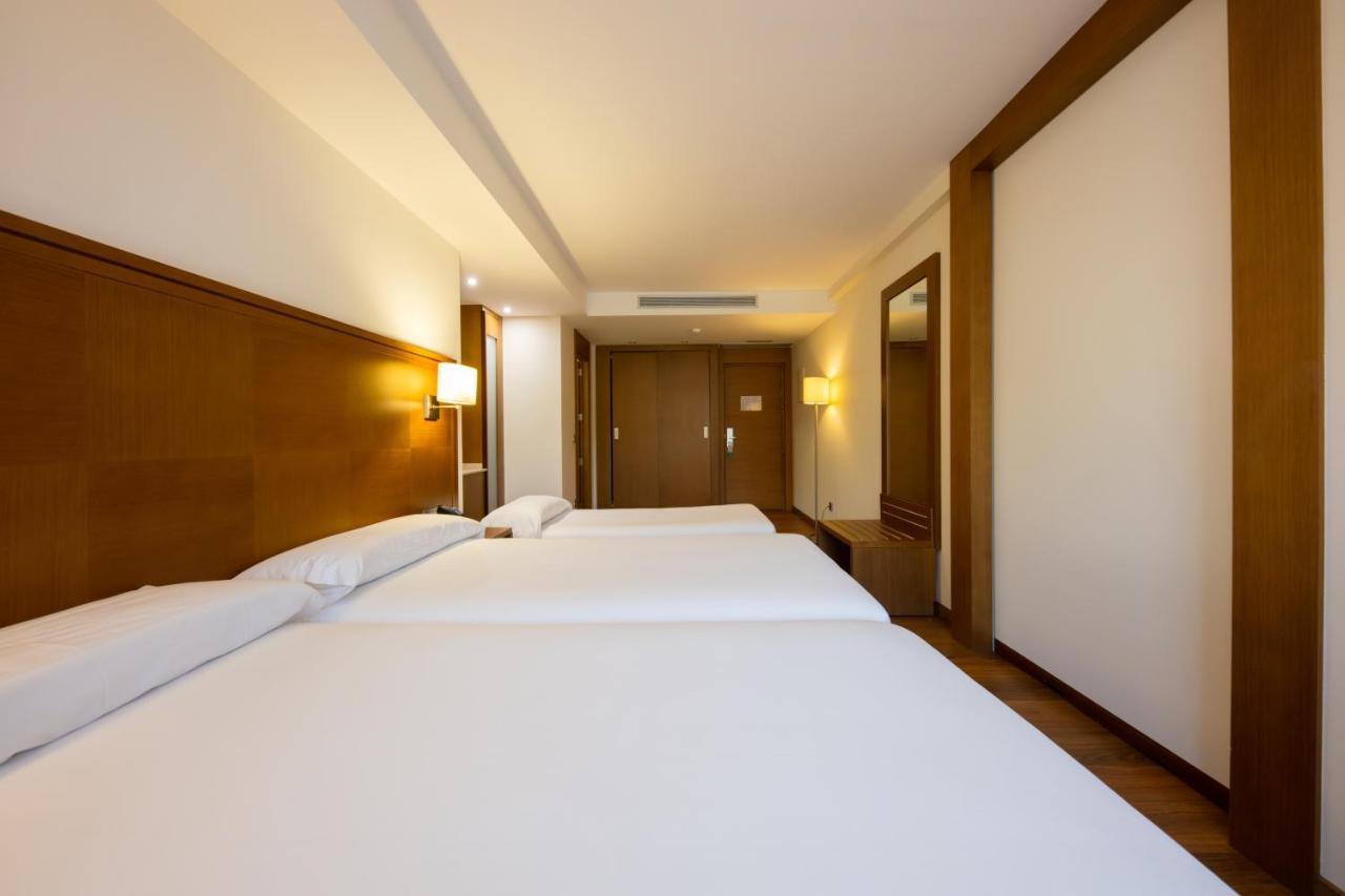 Hotel Thalasso Cantabrico Las Sirenas 4 Superior Вівейро Екстер'єр фото