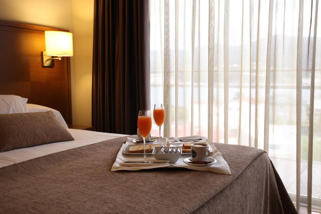 Hotel Thalasso Cantabrico Las Sirenas 4 Superior Вівейро Номер фото
